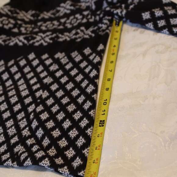 Land's End Black and White Lightweight Fleece Quarter Zip Medium Active Outdoors - Picture 12 of 14